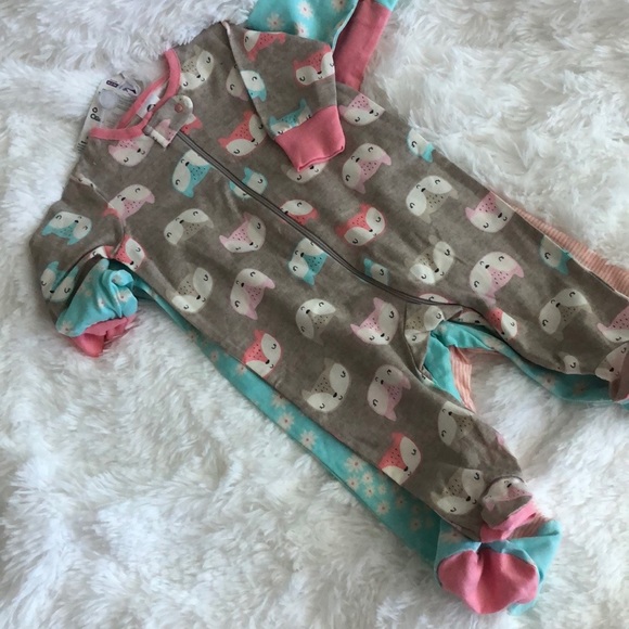 GERBER set of 3 footed pajamas NWT - Picture 4 of 6